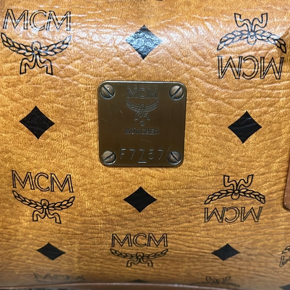 MCM Boston leather handbag - Picture 4 of 10